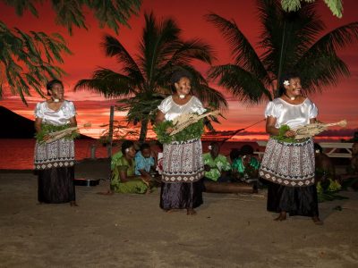 Volivoli Beach Resort - Fiji show night