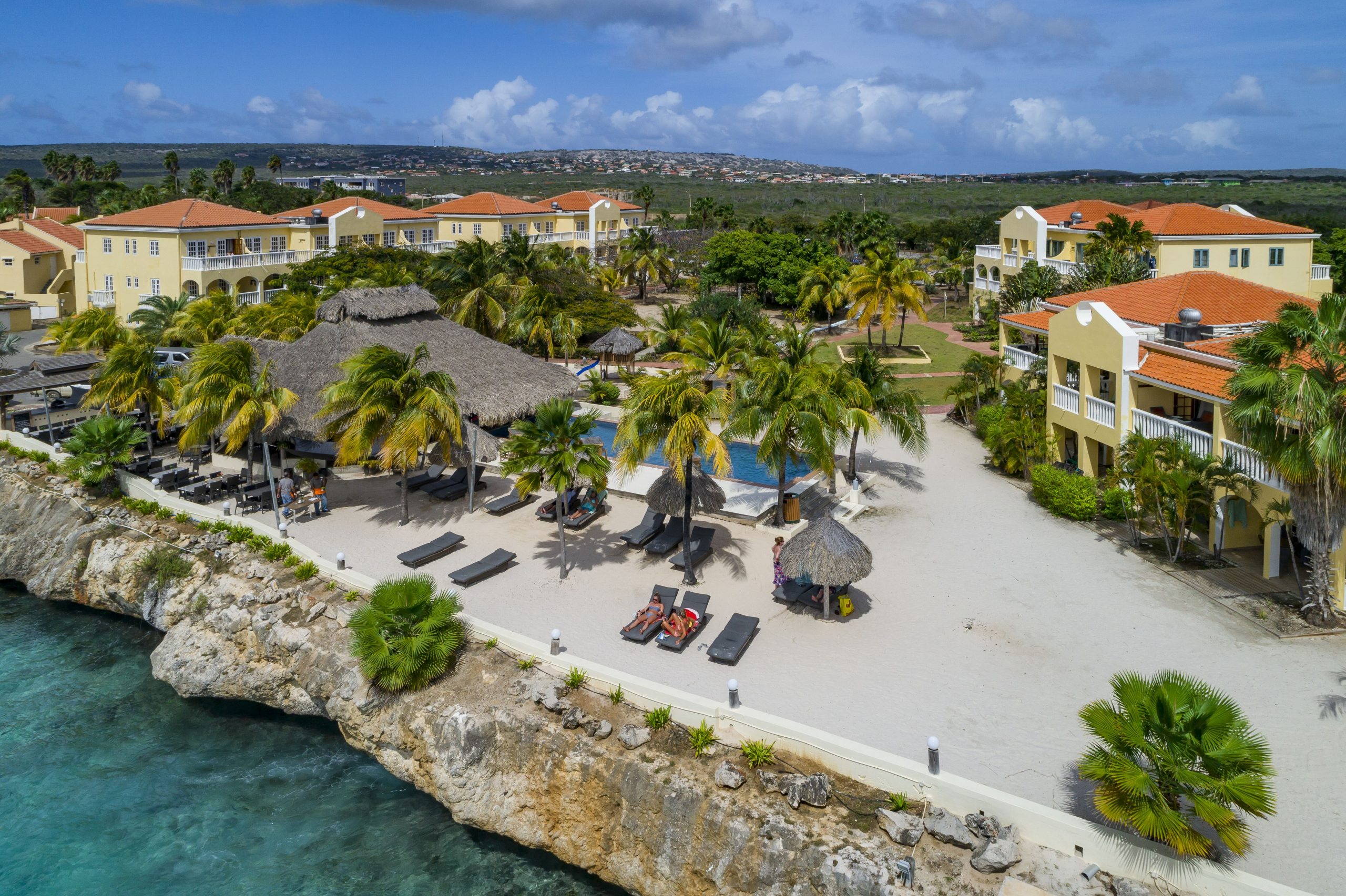 Buddy Dive Resort - Bonaire outdoor lounge