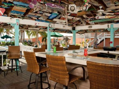 Little Cayman Beach Resort - Little Cayman, Cayman Islands outdoor bar