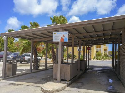 Buddy Dive Resort - Bonaire drive thru scuba tank pickup