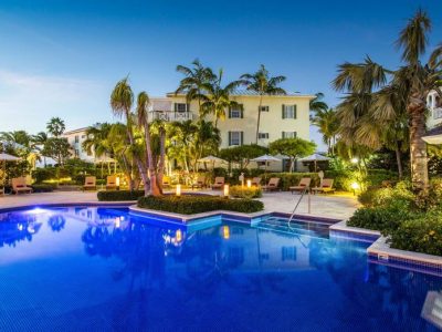 Royal West Indies - Providenciales, Turks & Caicos pool